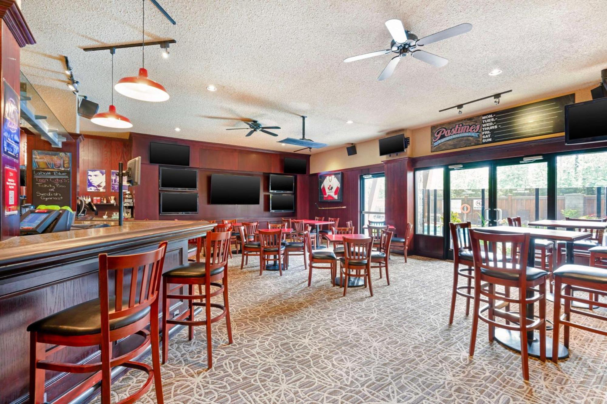 Best Western Plus Barclay Hotel Port Alberni Dış mekan fotoğraf