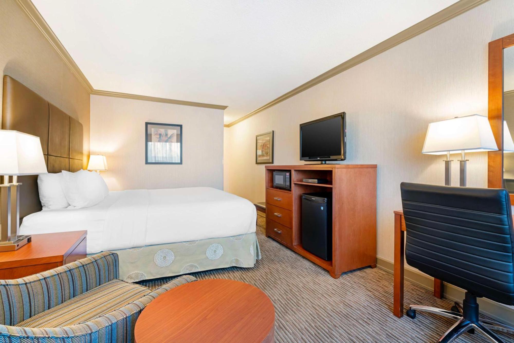 Best Western Plus Barclay Hotel Port Alberni Dış mekan fotoğraf
