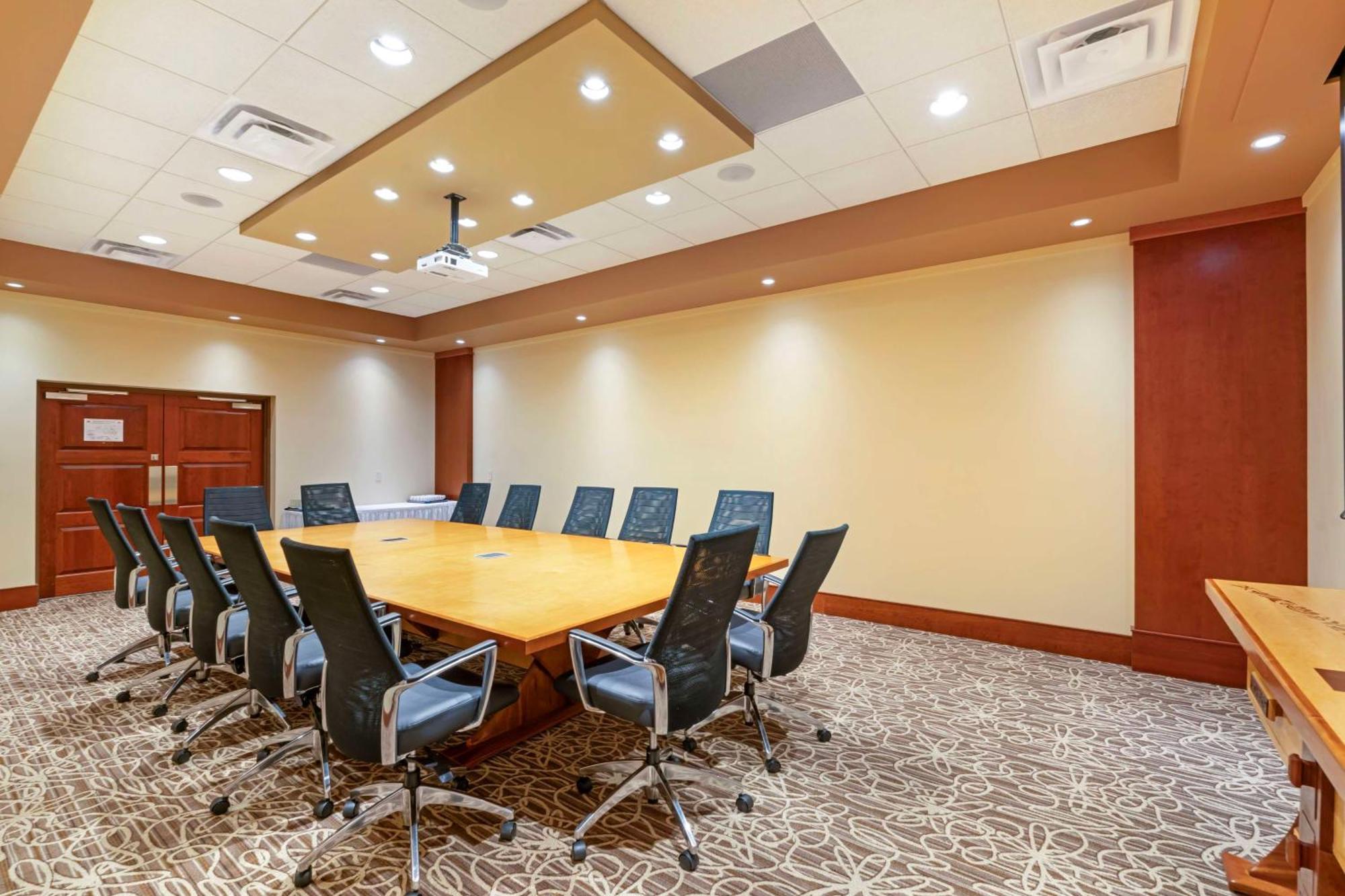 Best Western Plus Barclay Hotel Port Alberni Dış mekan fotoğraf